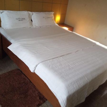 Patty Lodge Muleba Екстер'єр фото